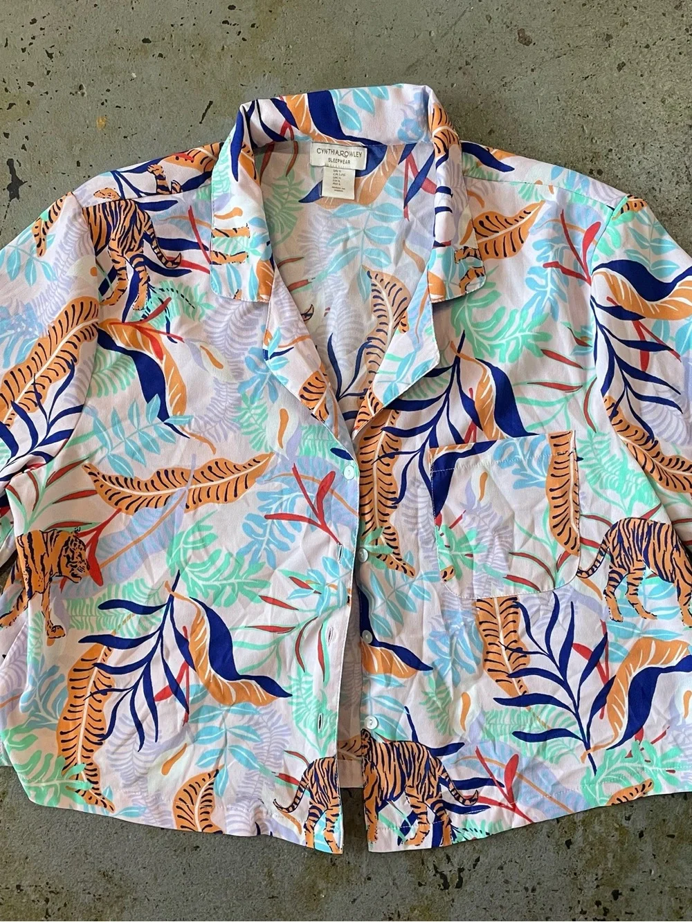 Cynthia Rowley Pajama Set Featuring a Tiger and Tropical Leaf Print Size M/L - Picture 7 of 11